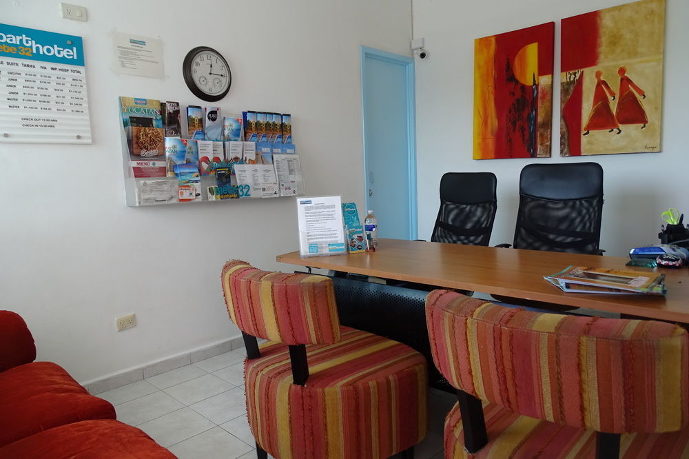 Aparthotel Siete 32 2*