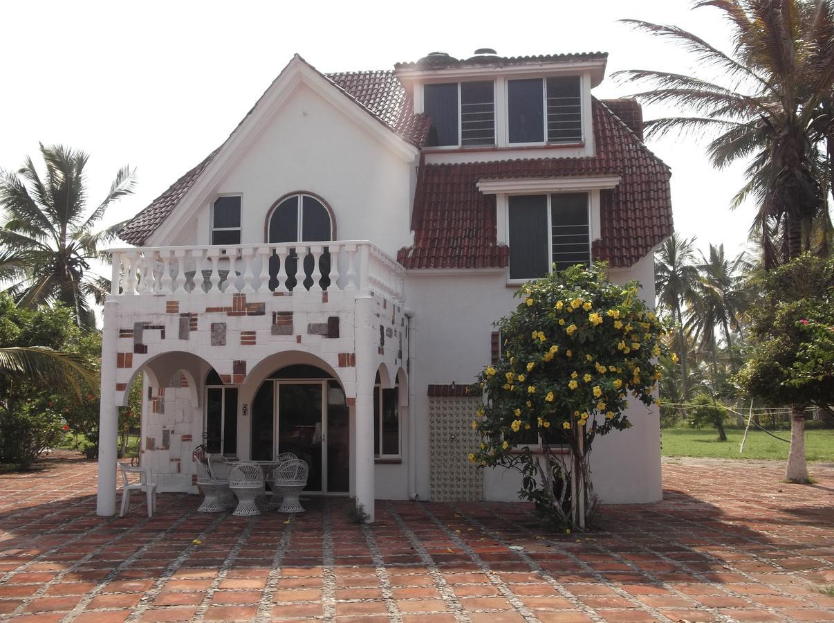 Hotel Casitas Del Tajin 3*
