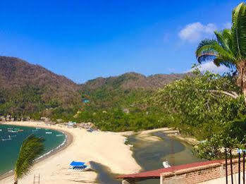 Hotel Casa Pericos 3*