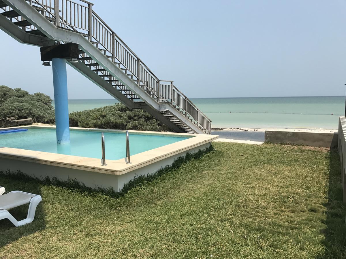 Beachfront Solarium Garden House 1 * San Benito