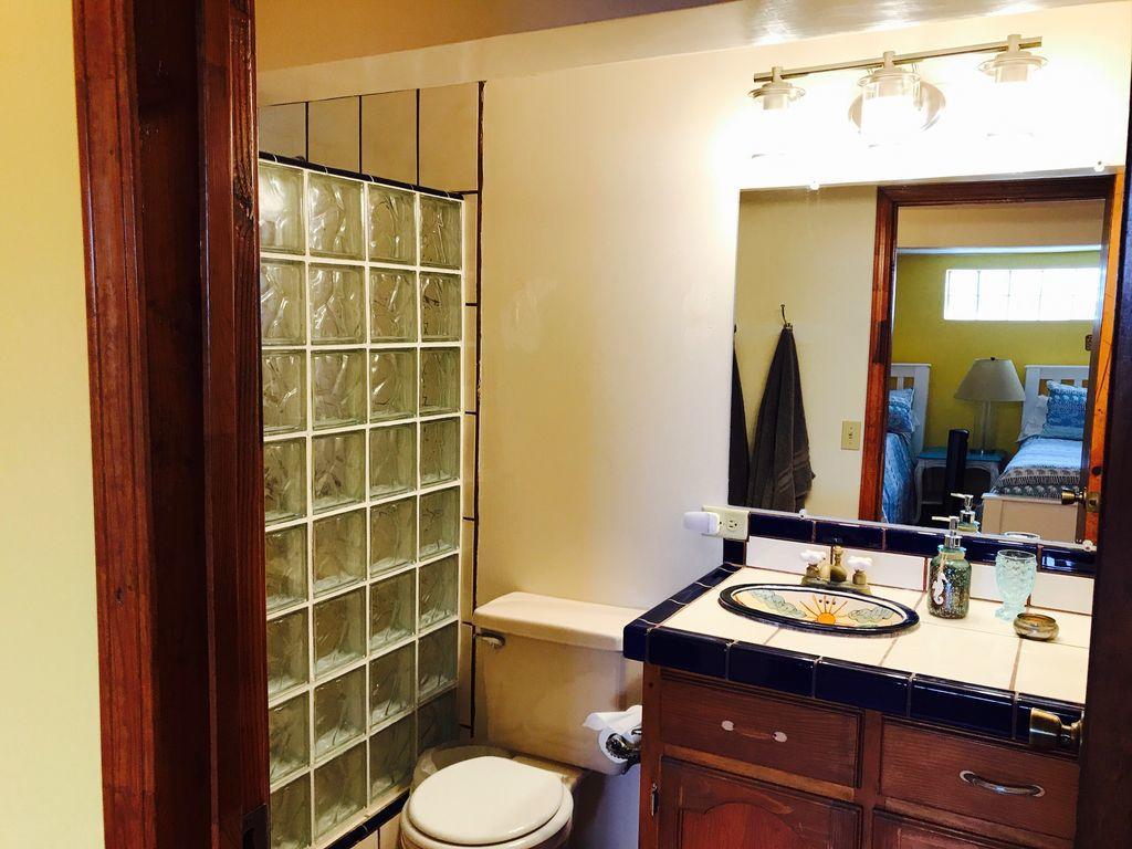 House Sleeps 14 & Steps To Sandy Mins To Downtown * Rosarito