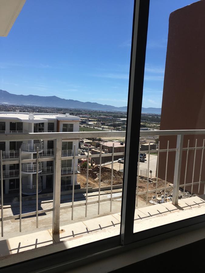 Fantastic & Cozy #6: Close To The * Ensenada