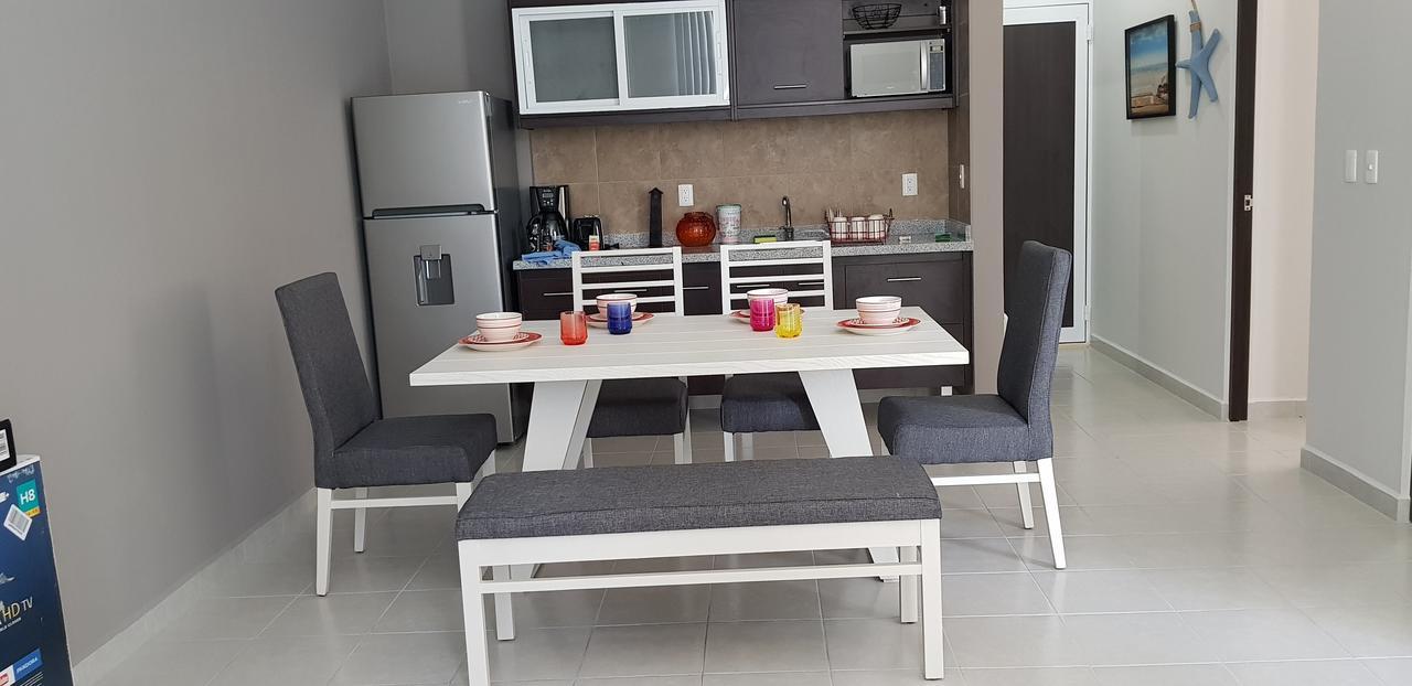 Riviera Towers 211