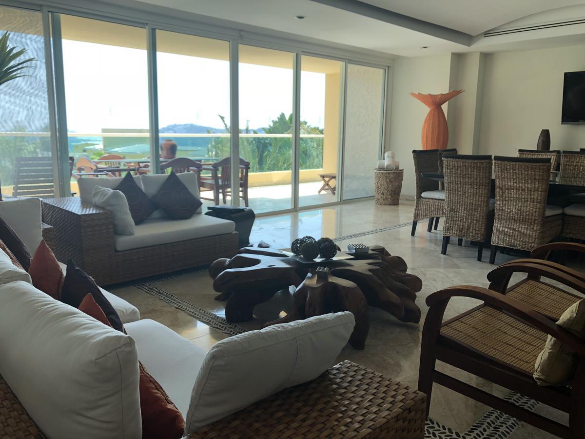 B Pichilingue Esmeralda Apt & Beach Club Acapulco