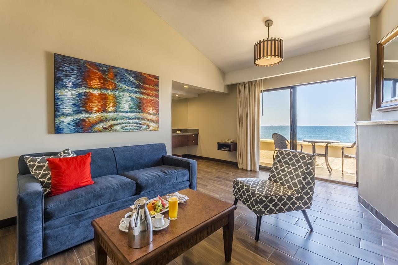 Punta Morro Hotel