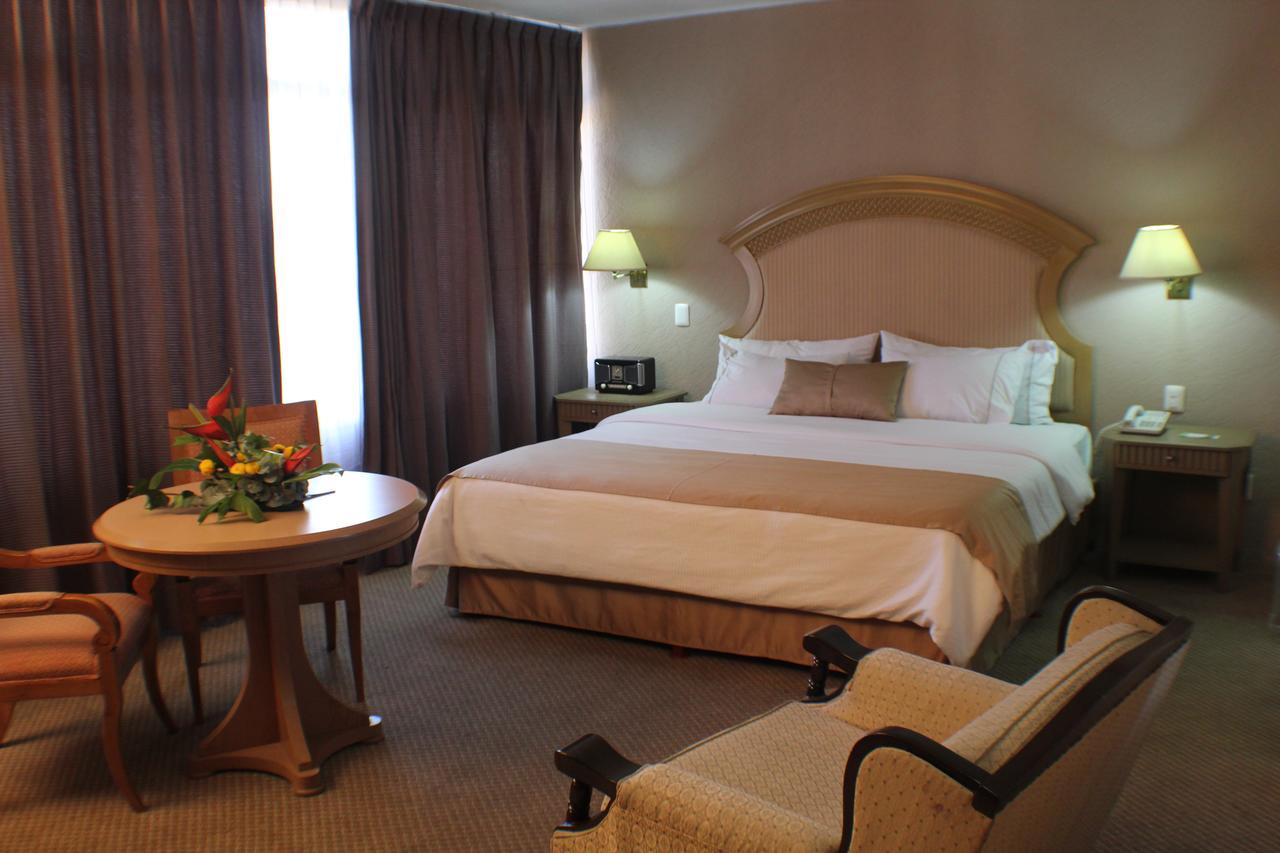Western Plaza Florida & Tower Hotel 3*