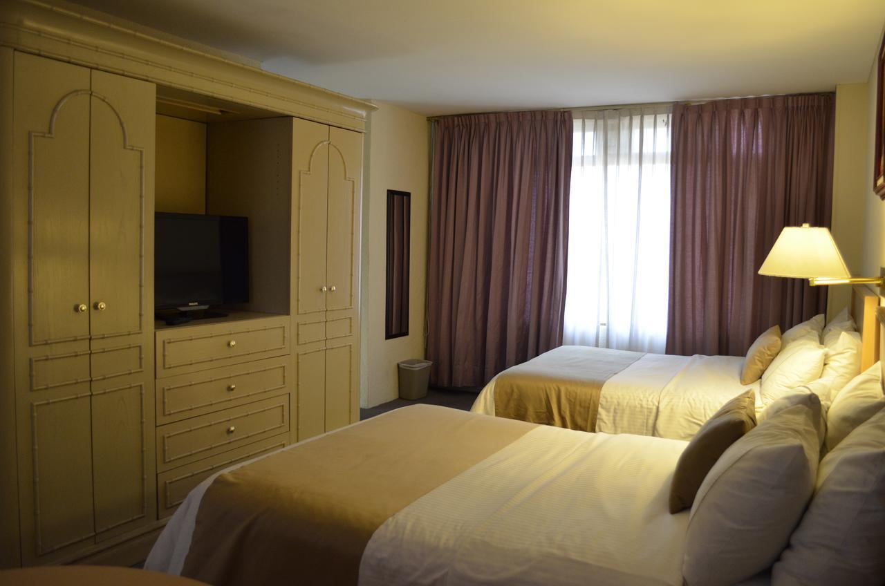 Western Plaza Florida & Tower 3*
