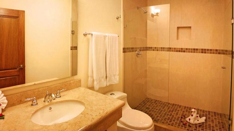 Marina Park Plaza Aparthotel 4*