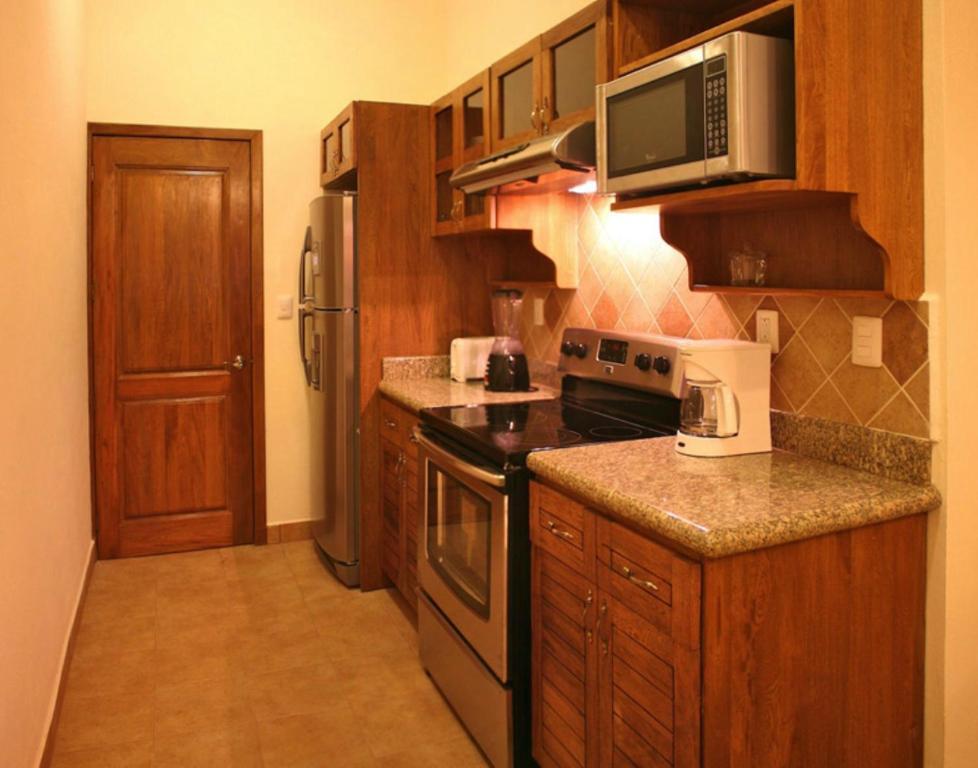 Marina Park Plaza Aparthotel