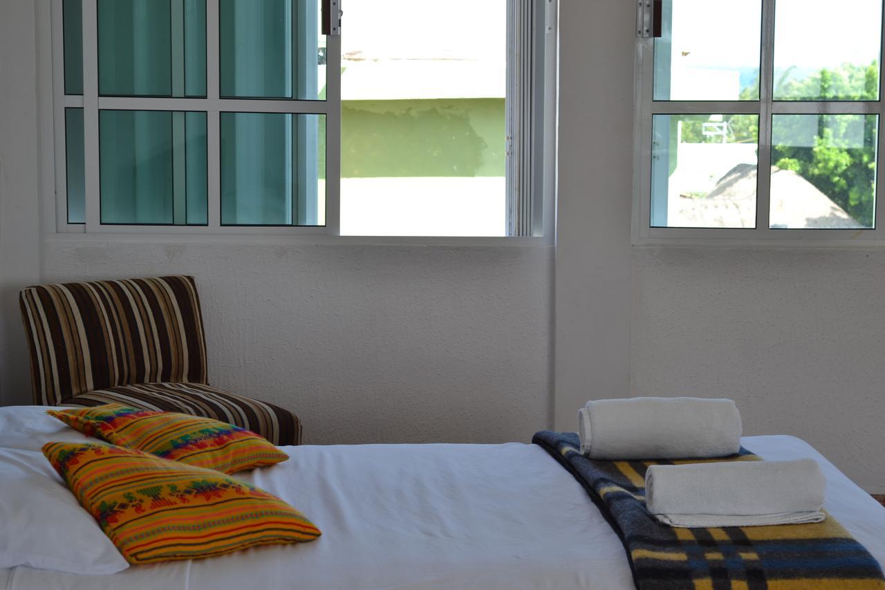 Guest house Jacaranda Playa *