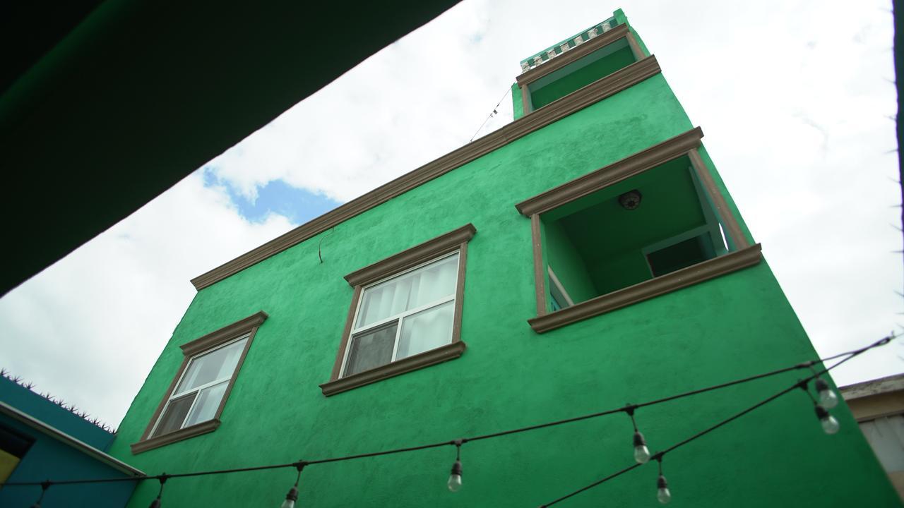 Trojan House * Ensenada