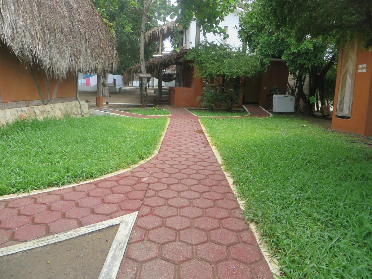 Cabanas La Ventanilla * Santa Maria Tonameca