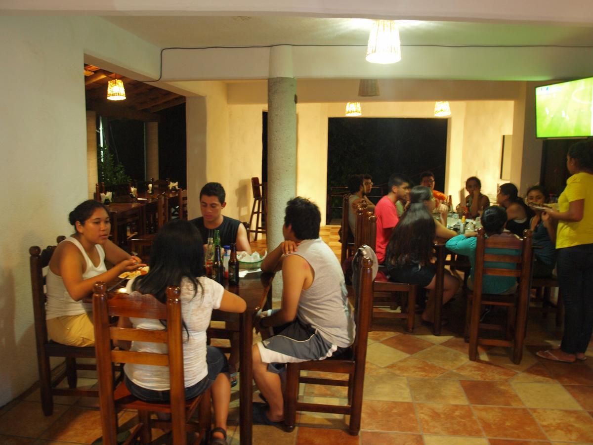 Cabanas La Ventanilla *