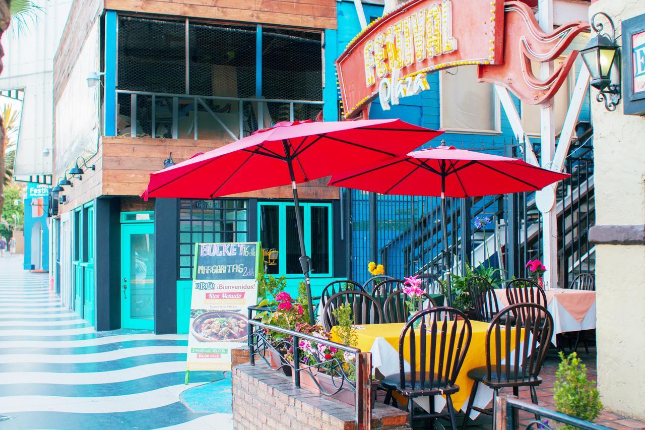 Festival Plaza Playas Hotel