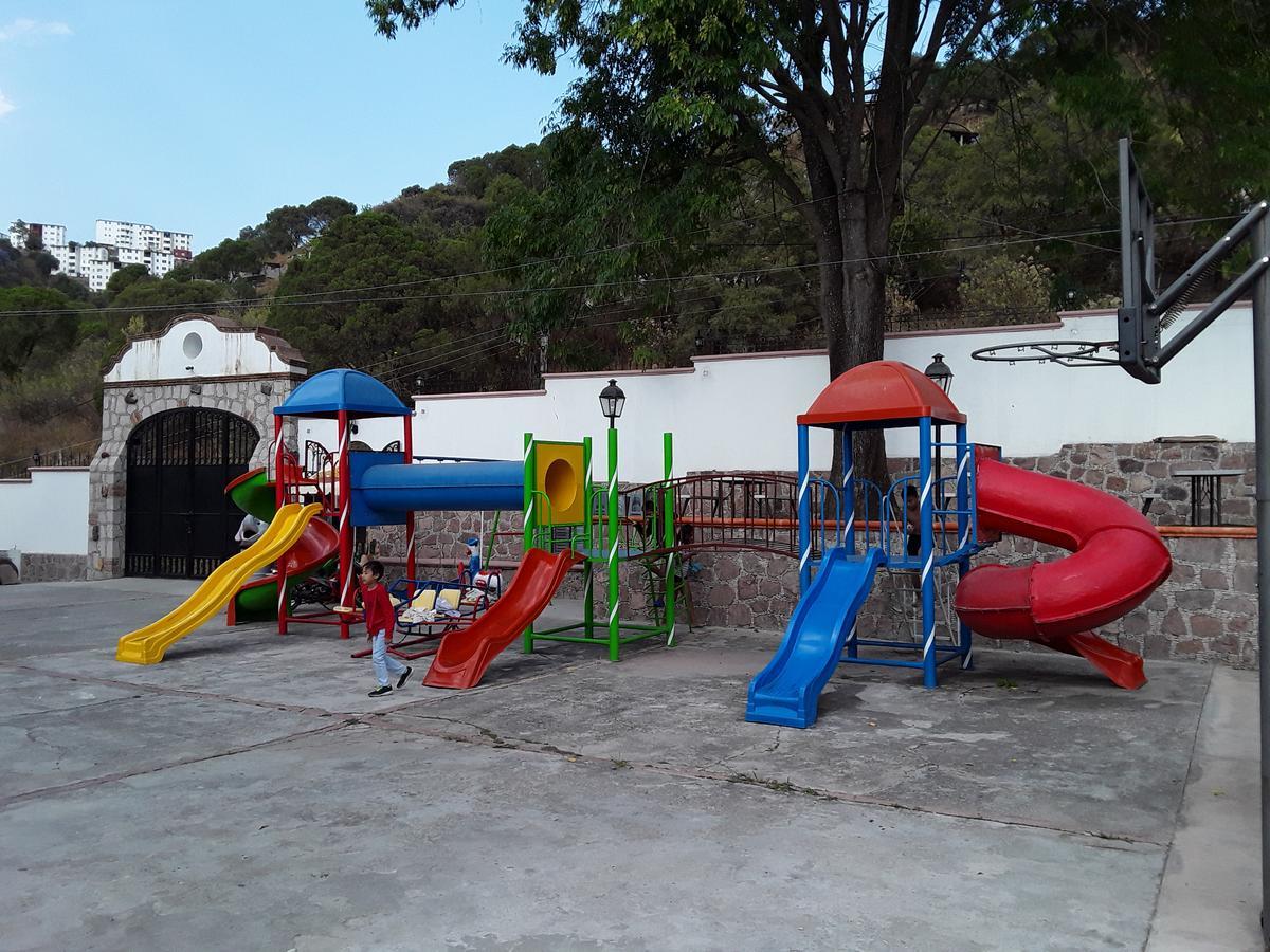 & Balneario Angeles
