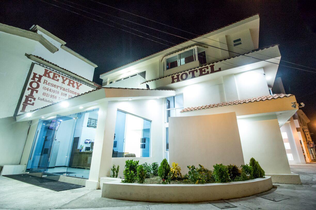 Keyri Hotel