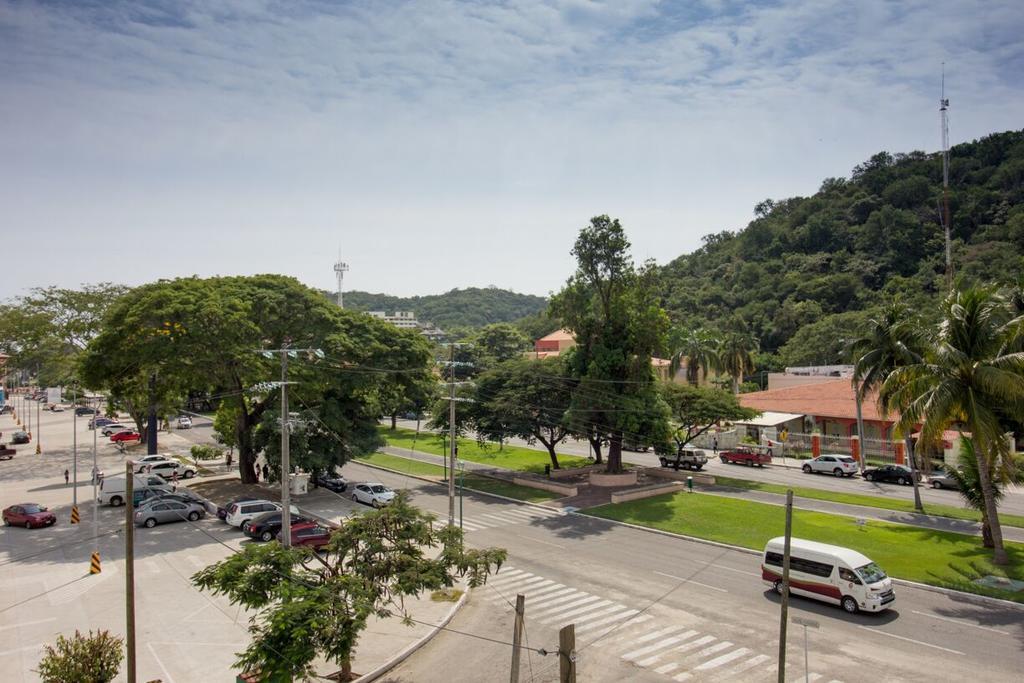 Keyri Santa Cruz Huatulco