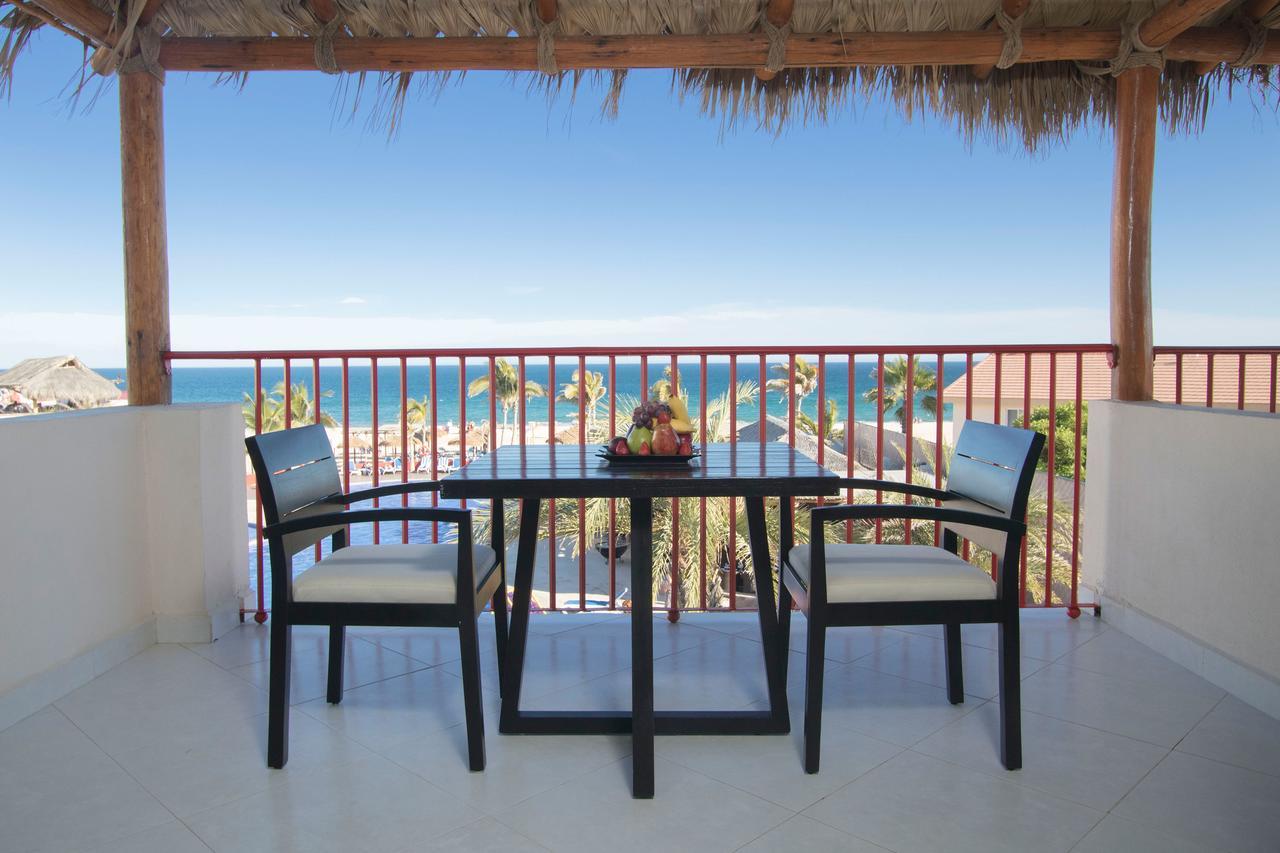 Grand Decameron Cabos, A Trademark (adults Only) Resort