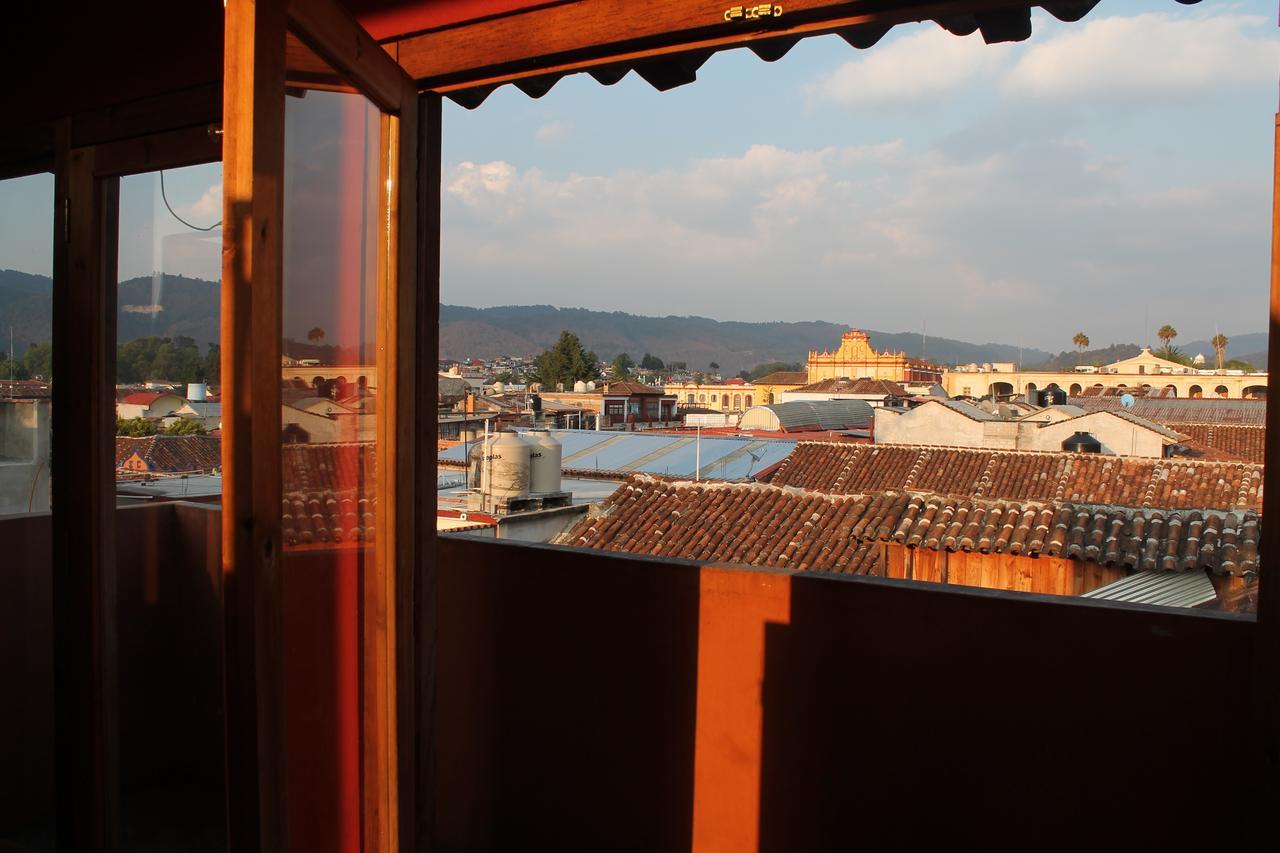 Hostel Puerta Vieja *