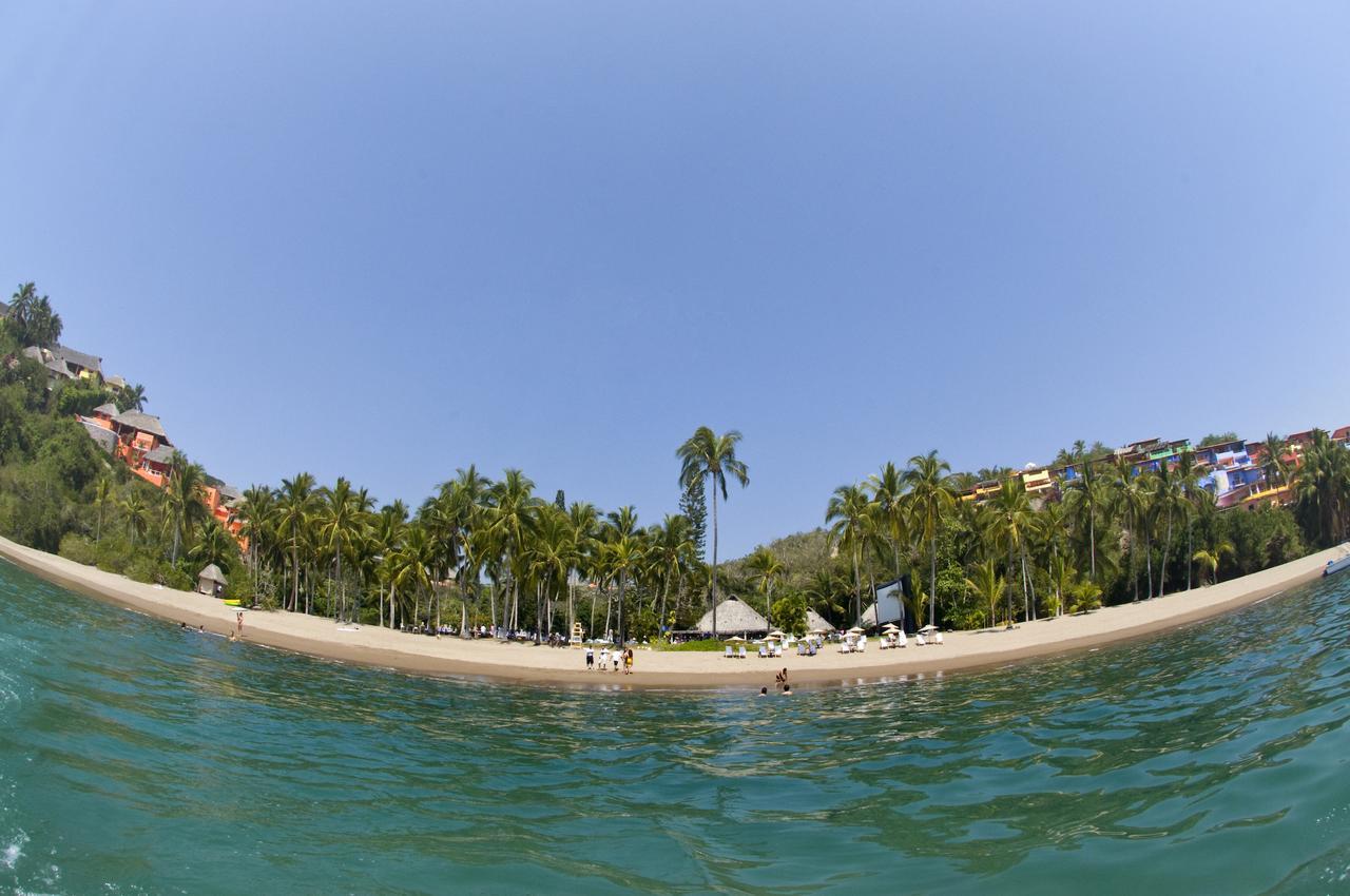 Bungalows In Hotel Careyes