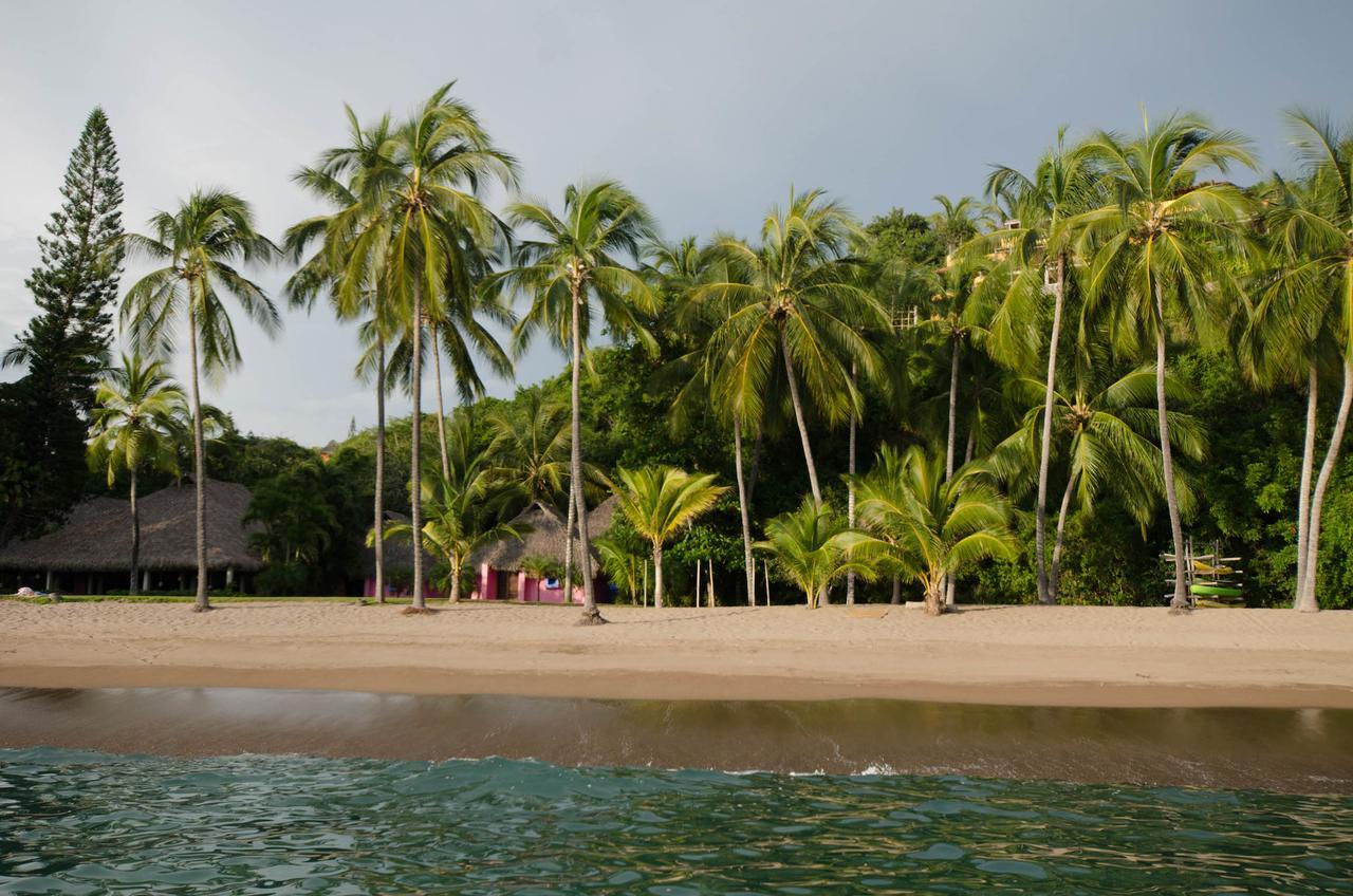 Bungalows In 4* Careyes