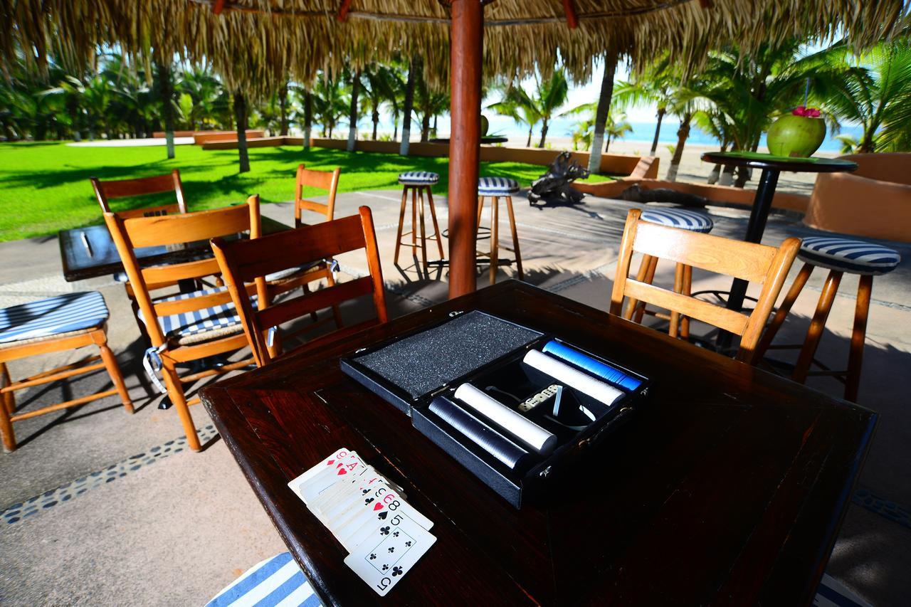 Puerta Paraiso Boutique Zihuatanejo