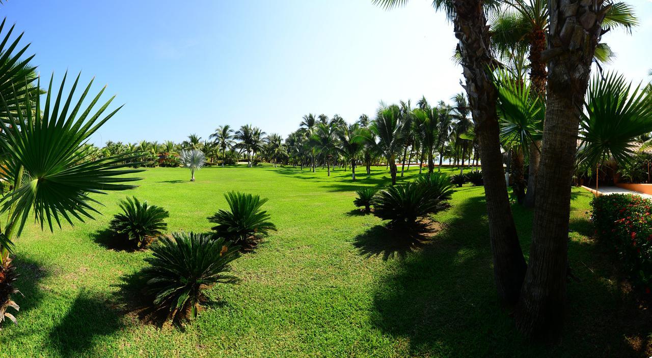 Puerta Paraiso Boutique Zihuatanejo