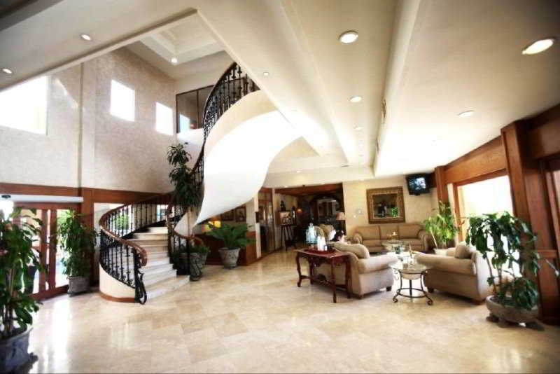 Hotel Fresno Galerias Torreon