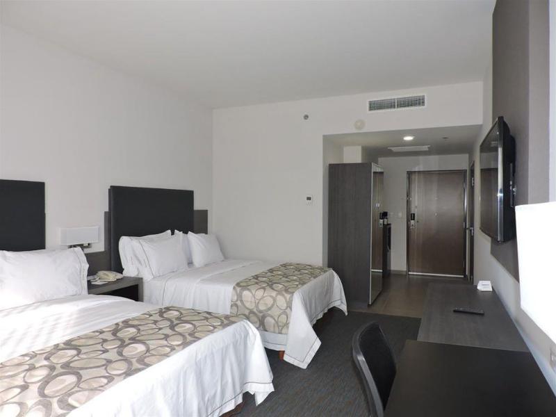 Express & By Ihg Hotel 3*