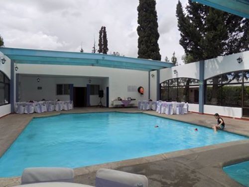 La Fuente,