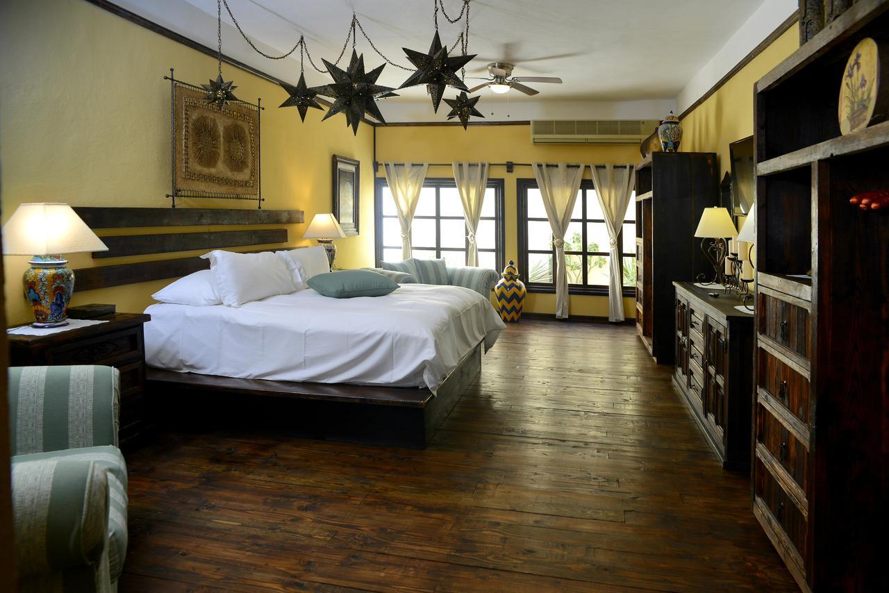 De Flores Bed & Breakfast 4*