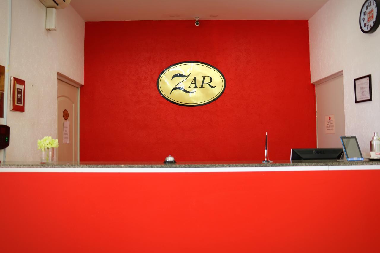 Zar Mochis Hotel