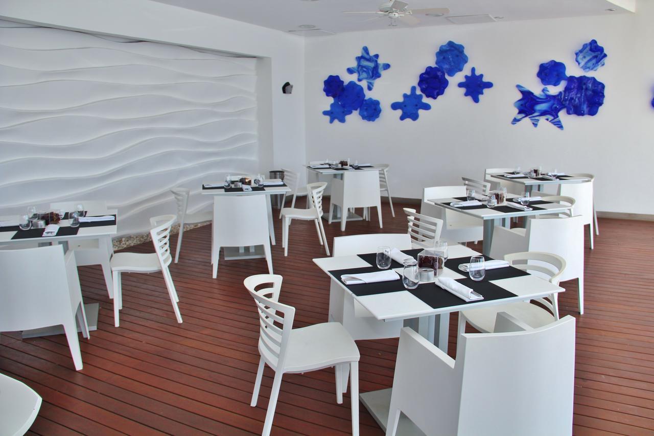 B Pichilingue Esmeralda Apt & Beach Club Apartment *