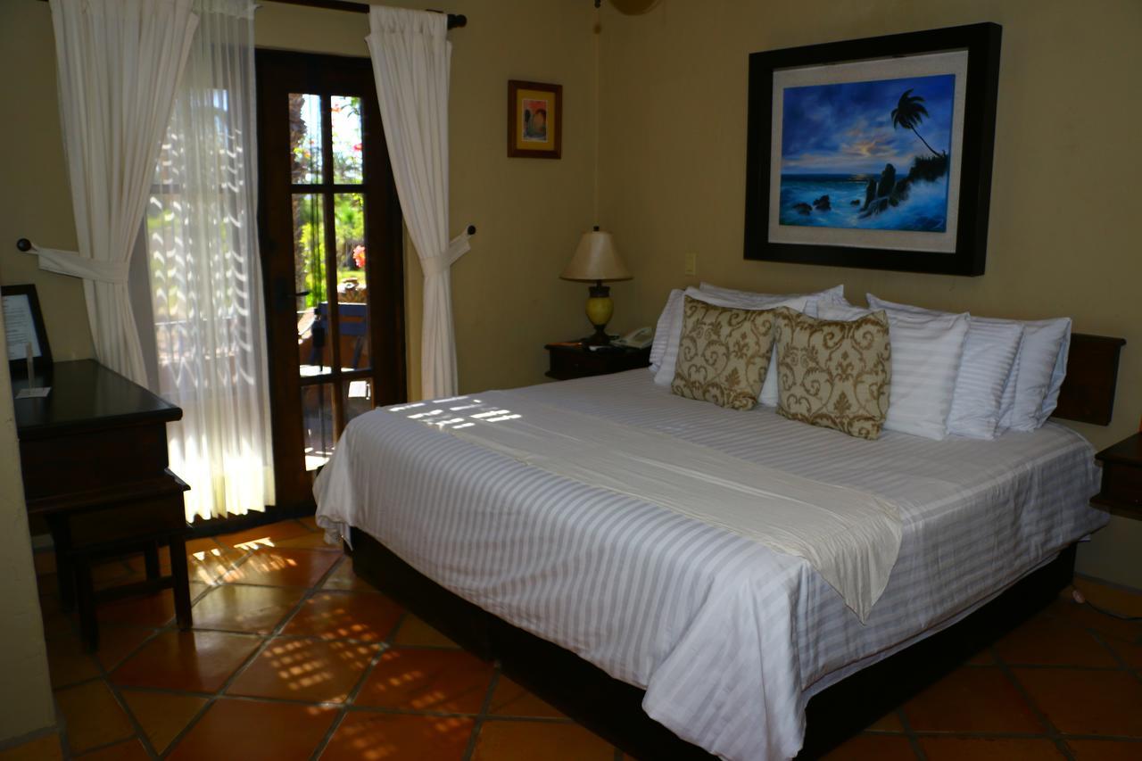 Del Cortes Hotel 3*