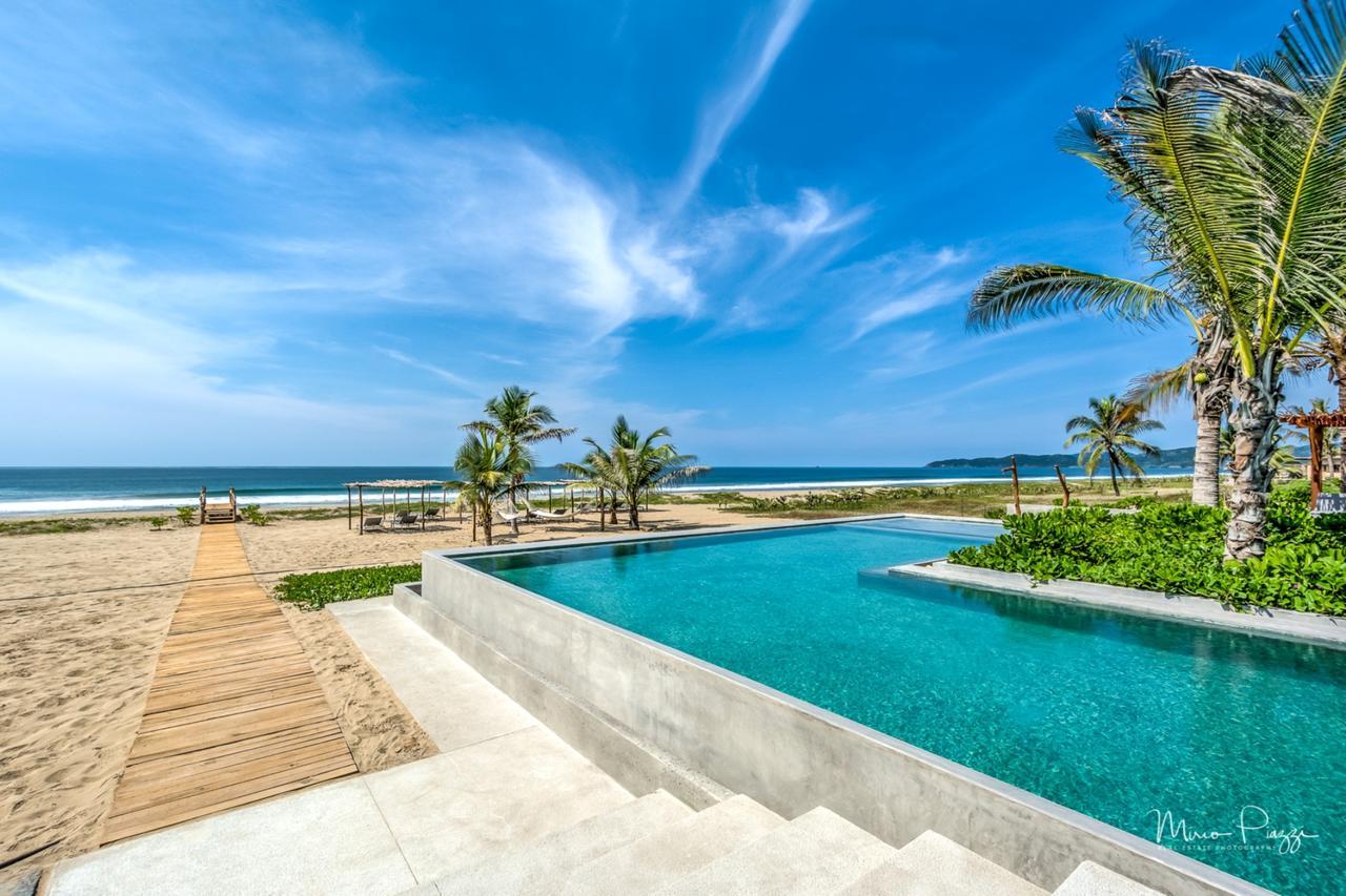 Marea Beachfront Zihuatanejo
