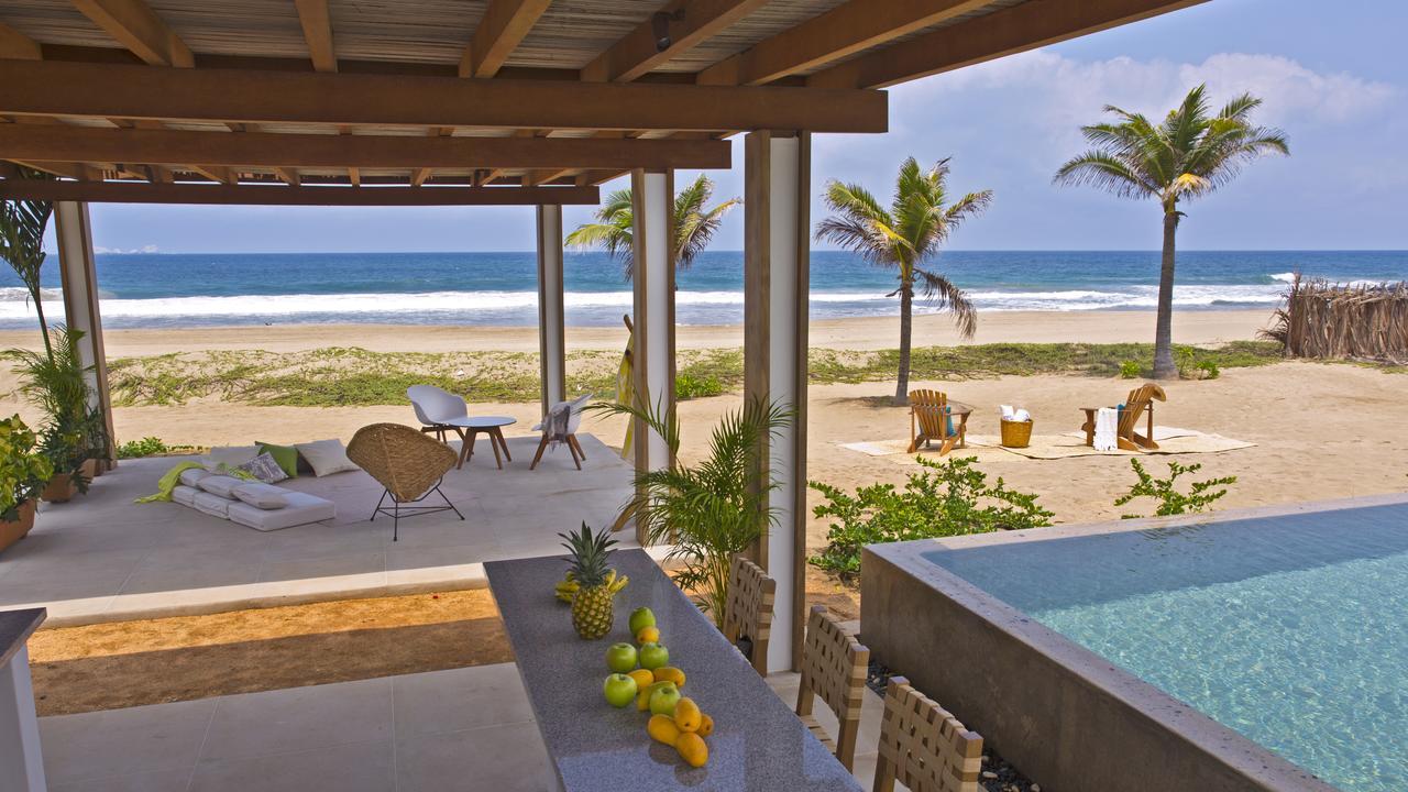 Hotel Marea Beachfront Zihuatanejo