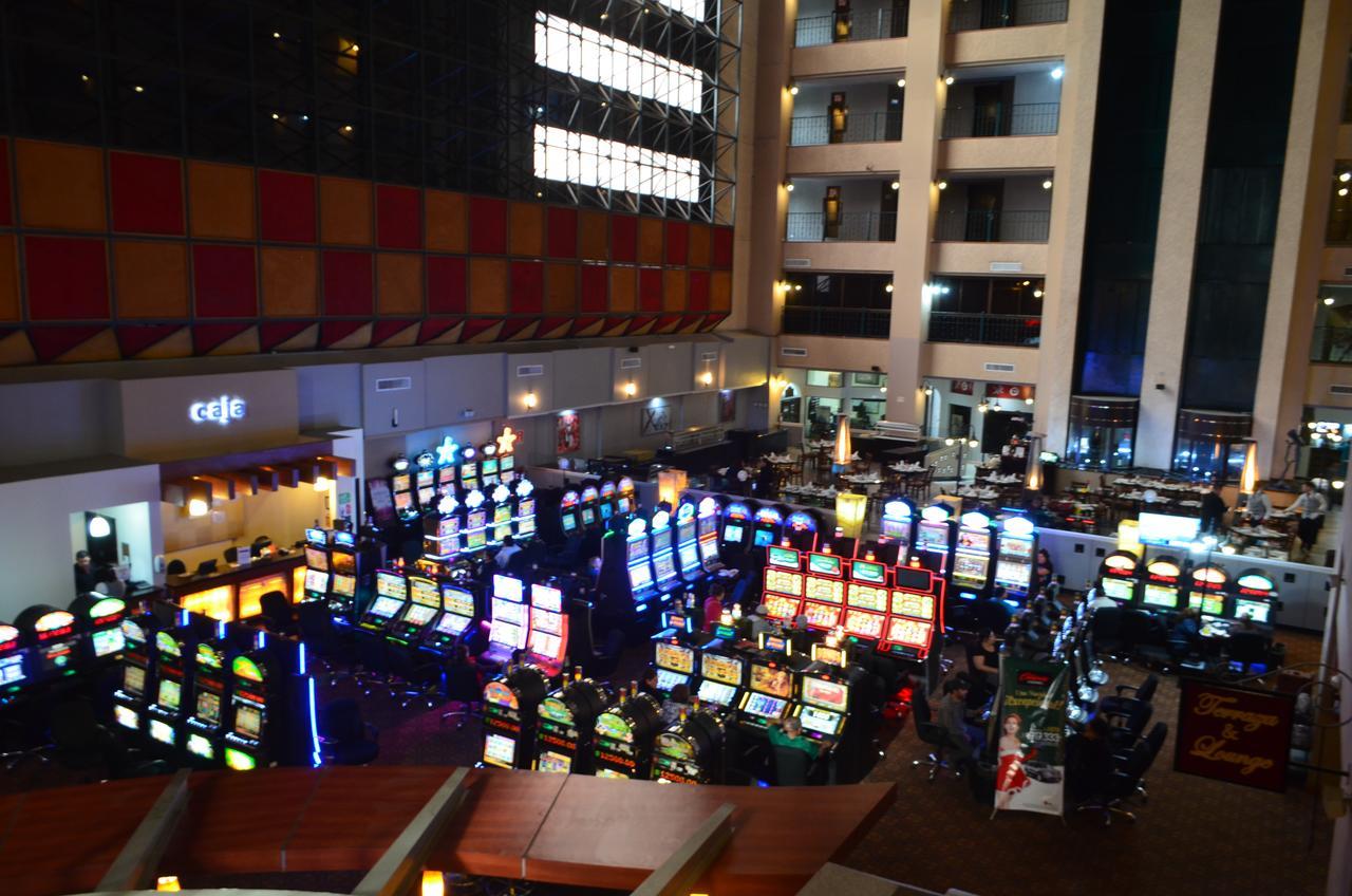 Hotel Pueblo Amigo Plaza Y Casino 4*