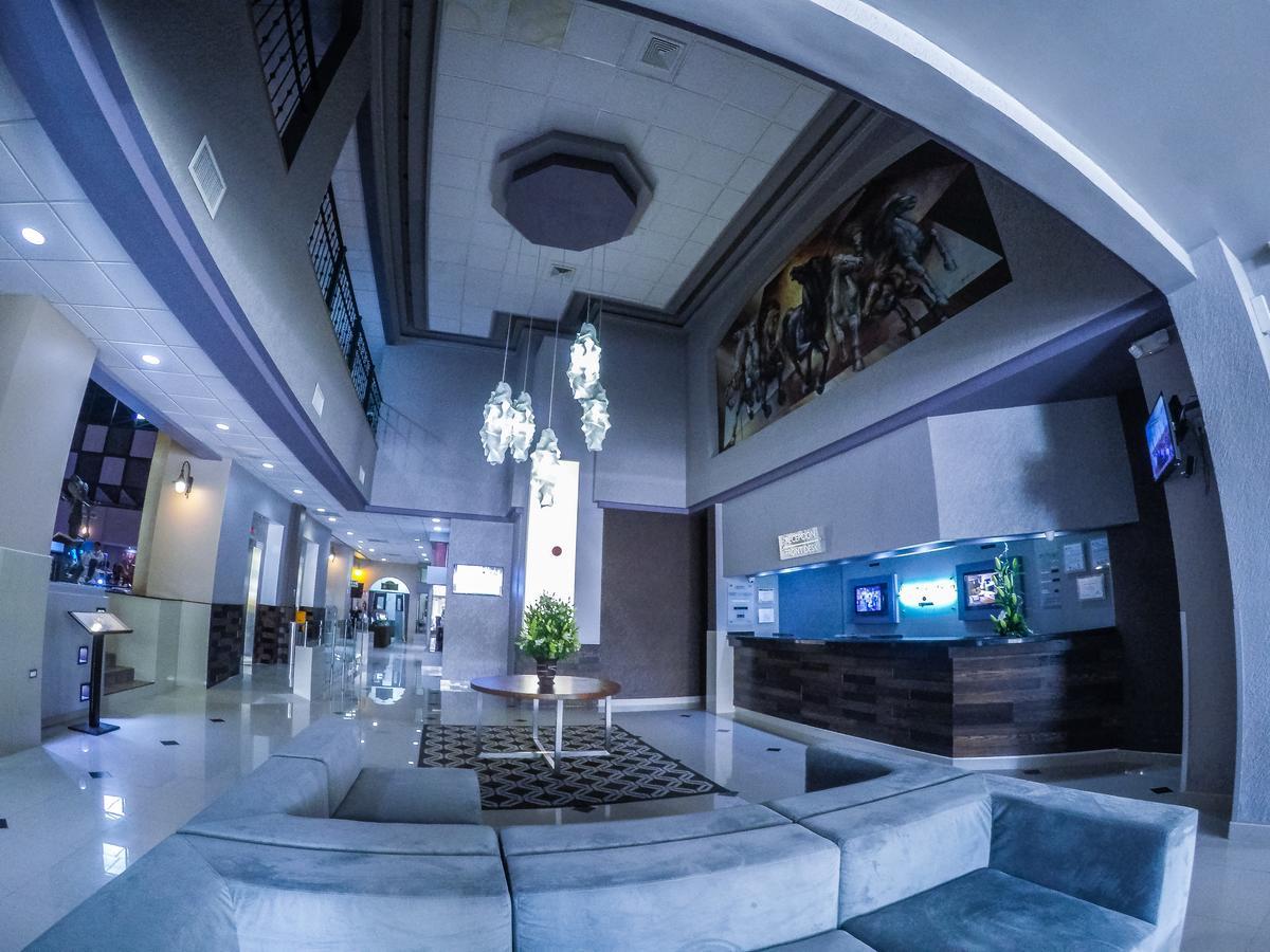 Pueblo Amigo Plaza Y Casino Tijuana