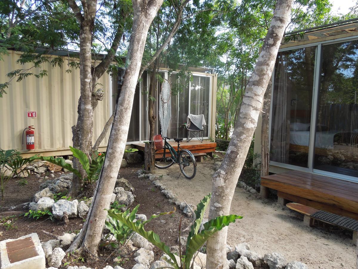 Containme Eco Chic Hotel
