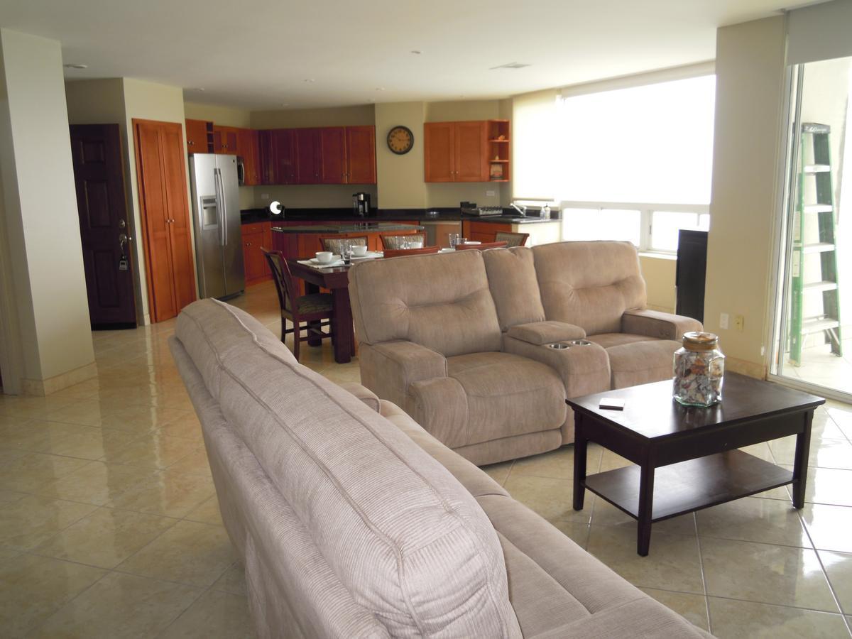Calfia Apartment *