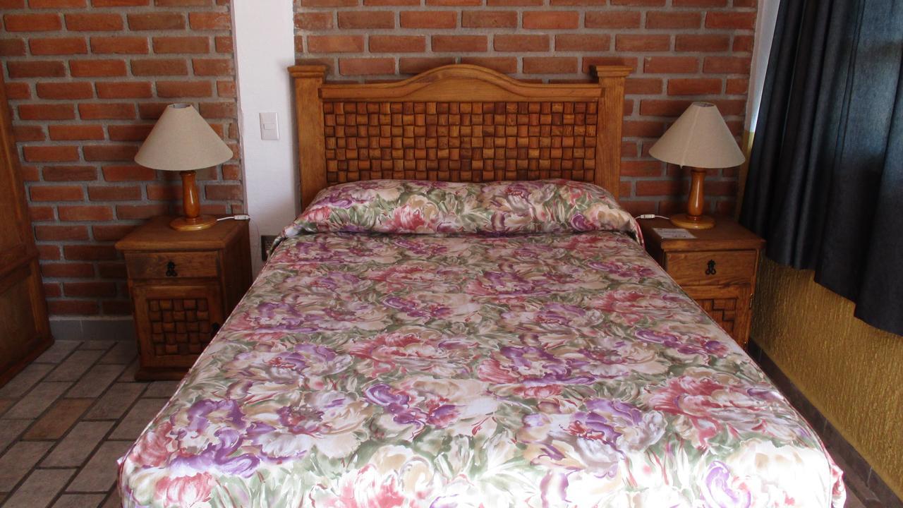 Hotel Villa Monarca Inn