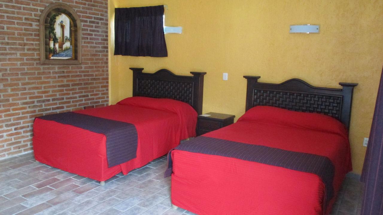 Hotel Villa Monarca Inn 3*