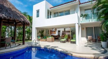 Hotel Marival Distinct Luxury Residences & World Nuevo Vallarta