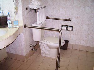 Express Zona Aeropuerto By Ihg Hotel 4*