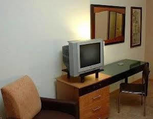 Colon Plaza 4*