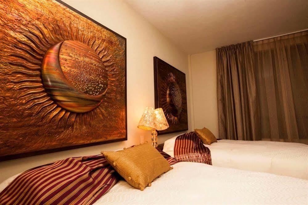 Plaza Gallery Boutique 5*
