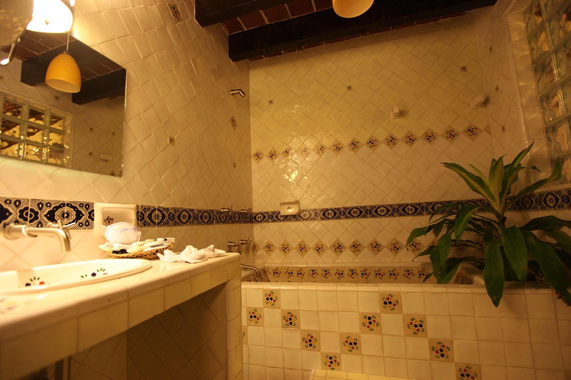 Hotel La Capilla Boutique 4*