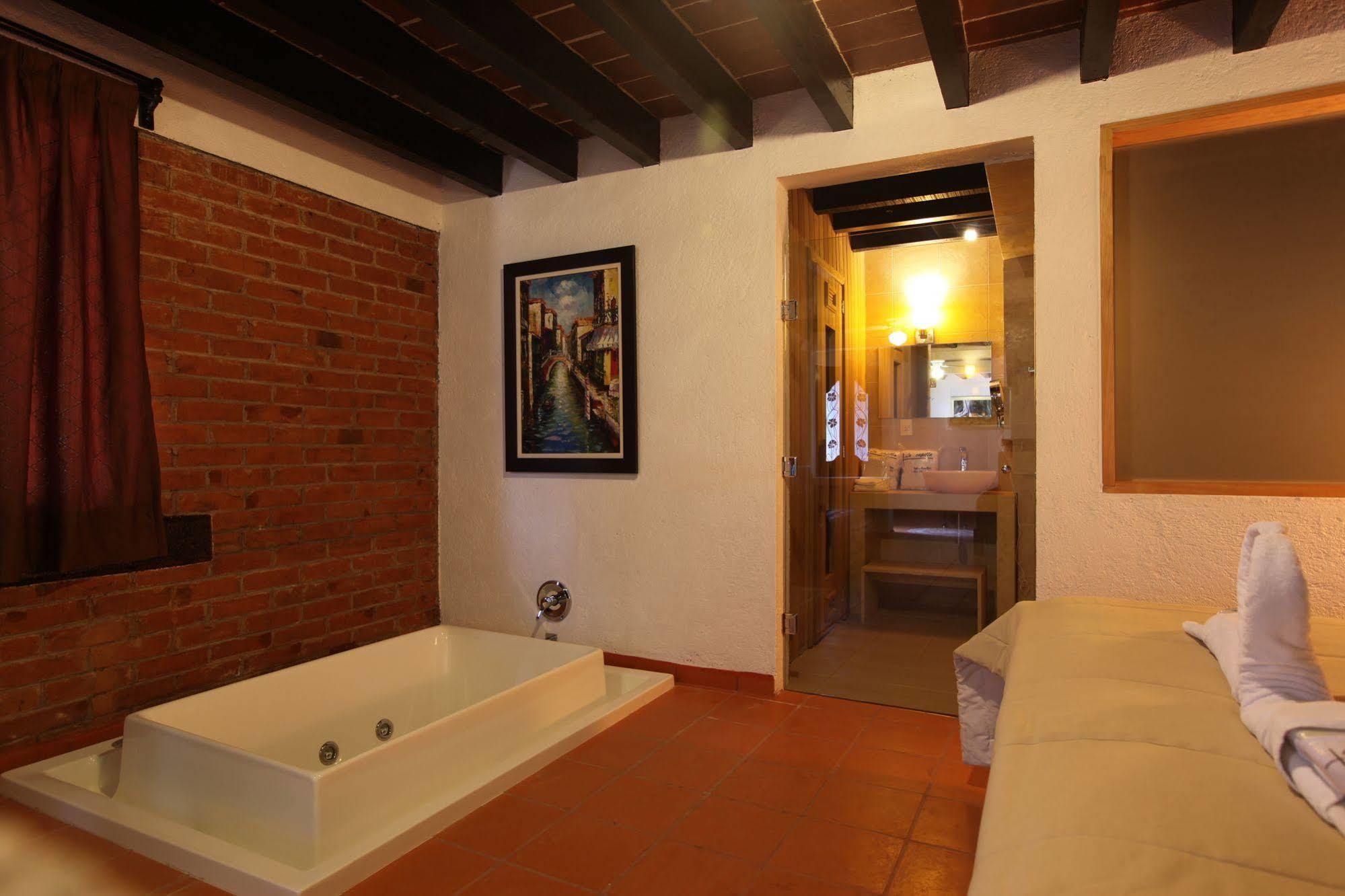 Hotel La Capilla Boutique Valle de Bravo