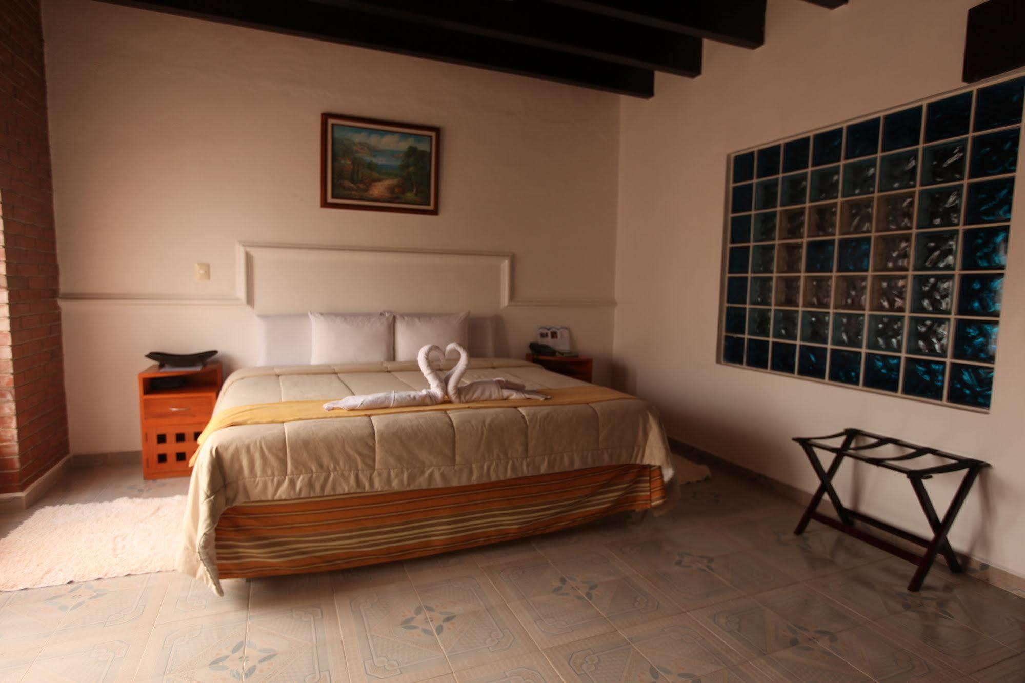 Hotel La Capilla Boutique 4*