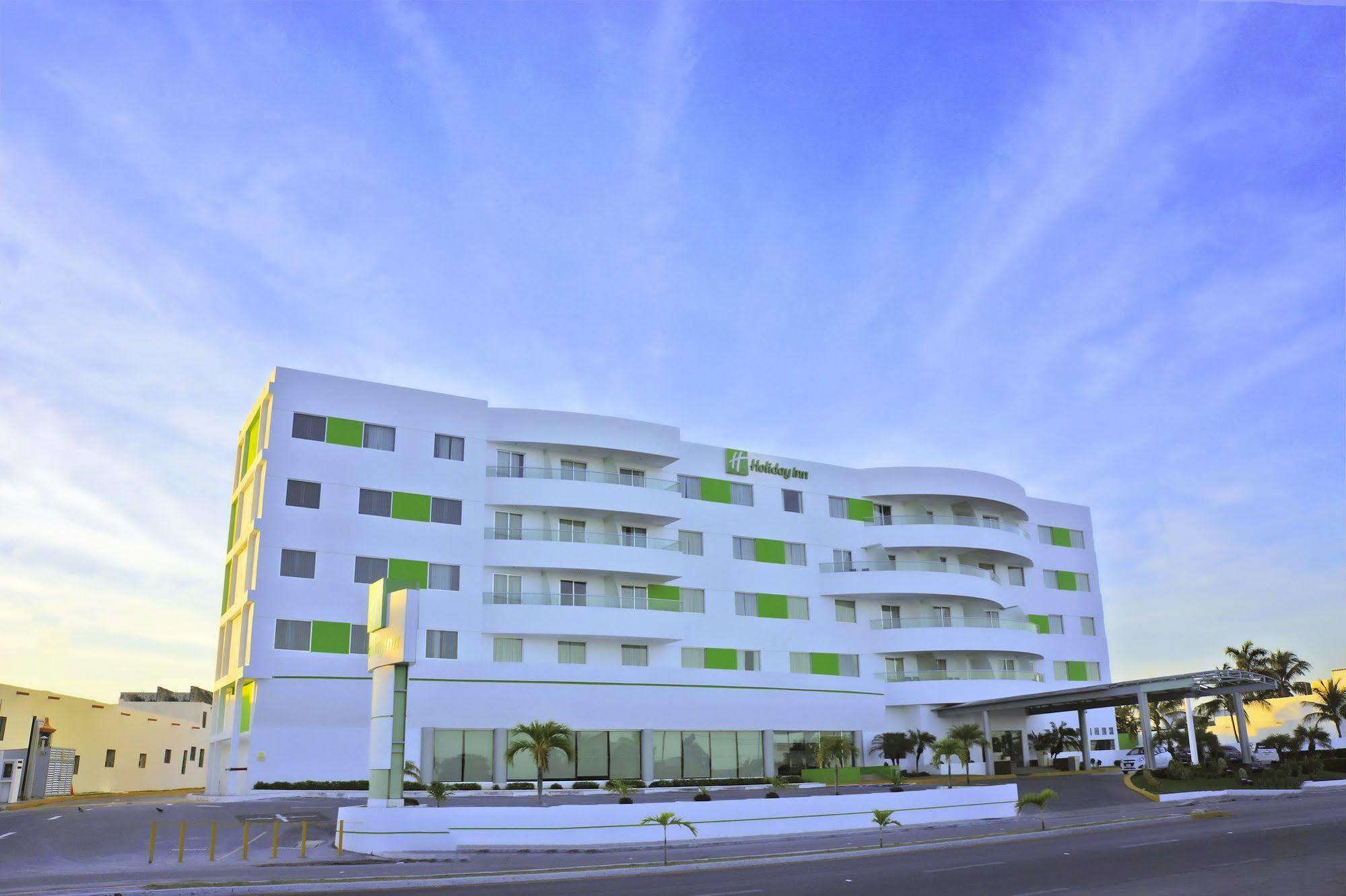 By Ihg Hotel